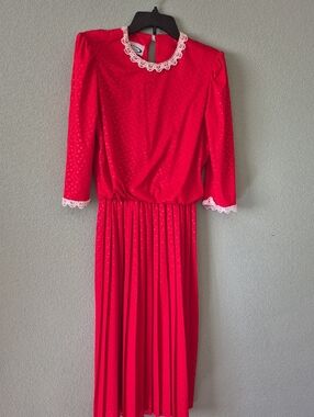 Red Long Sleeve Pleated Midi Dress with Lace Trim